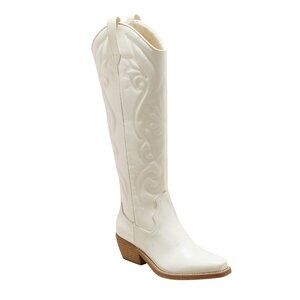 Wild Fable Cream Heeled Boots